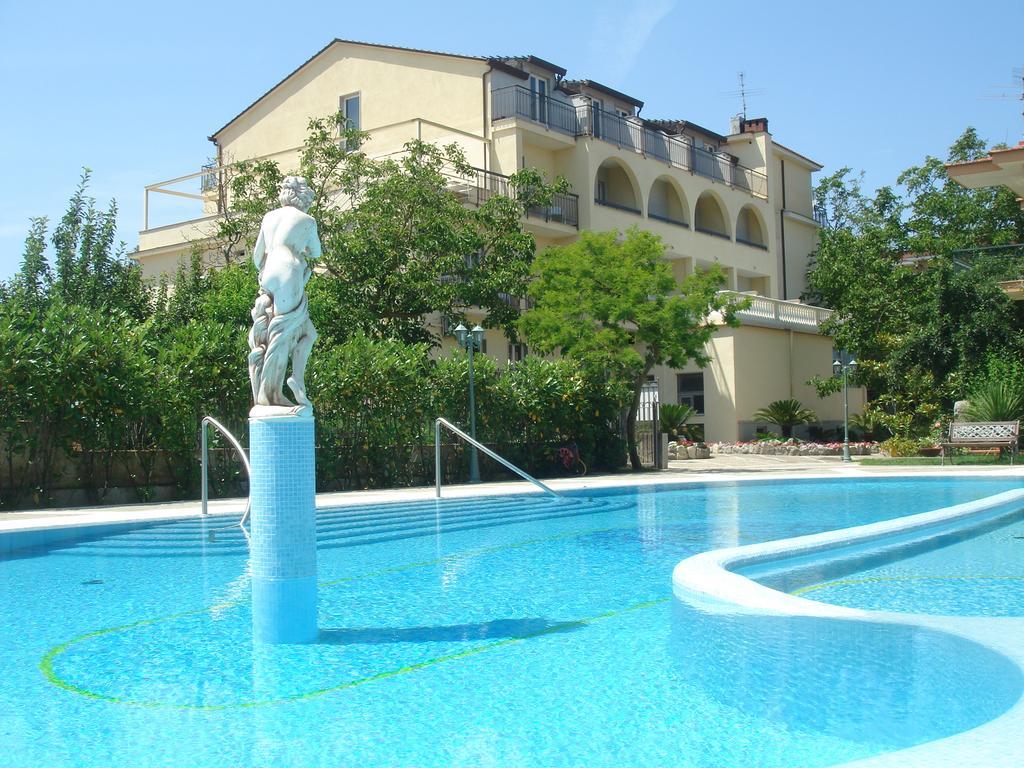 Hotel Sant'Agata ซานตากาตา ซุย ดูเอกอลฟี ภายนอก รูปภาพ